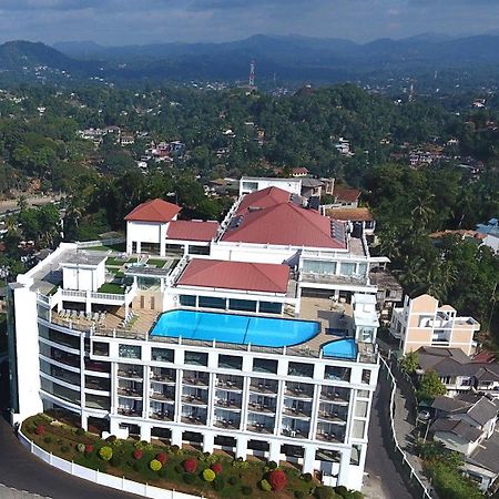 Hotel The Grand Kandyan Exterior foto